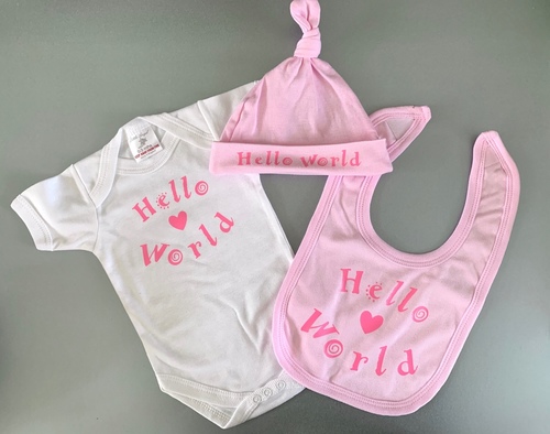 Hello World Baby Gift Set - Pink