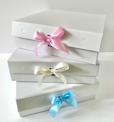 Magnetic Board Gift Box - white - choose ribbon colour