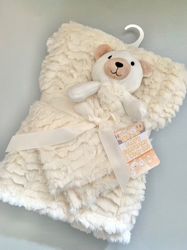Cream Bear Comforter & Blanket Set