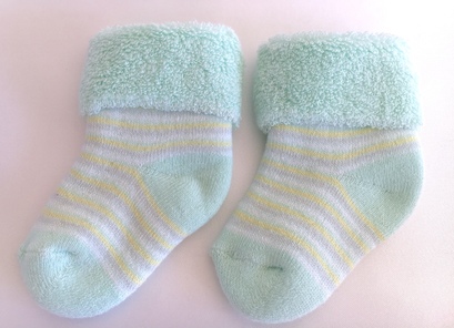 Towelling Green Baby Socks - 6 months +
