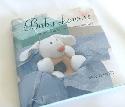 Baby Showers - Book by Amy Elliott