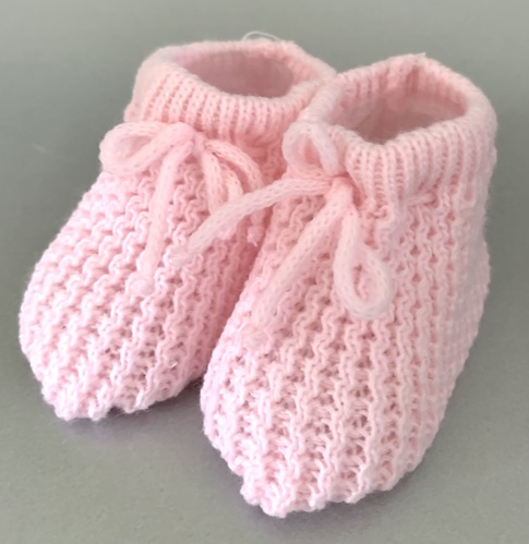 Newborn Knitted Booties - pink